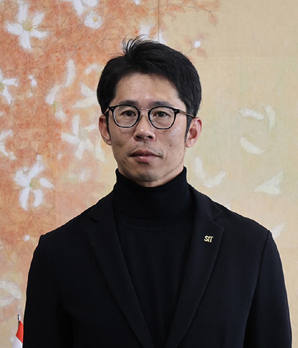 徳本 一善氏